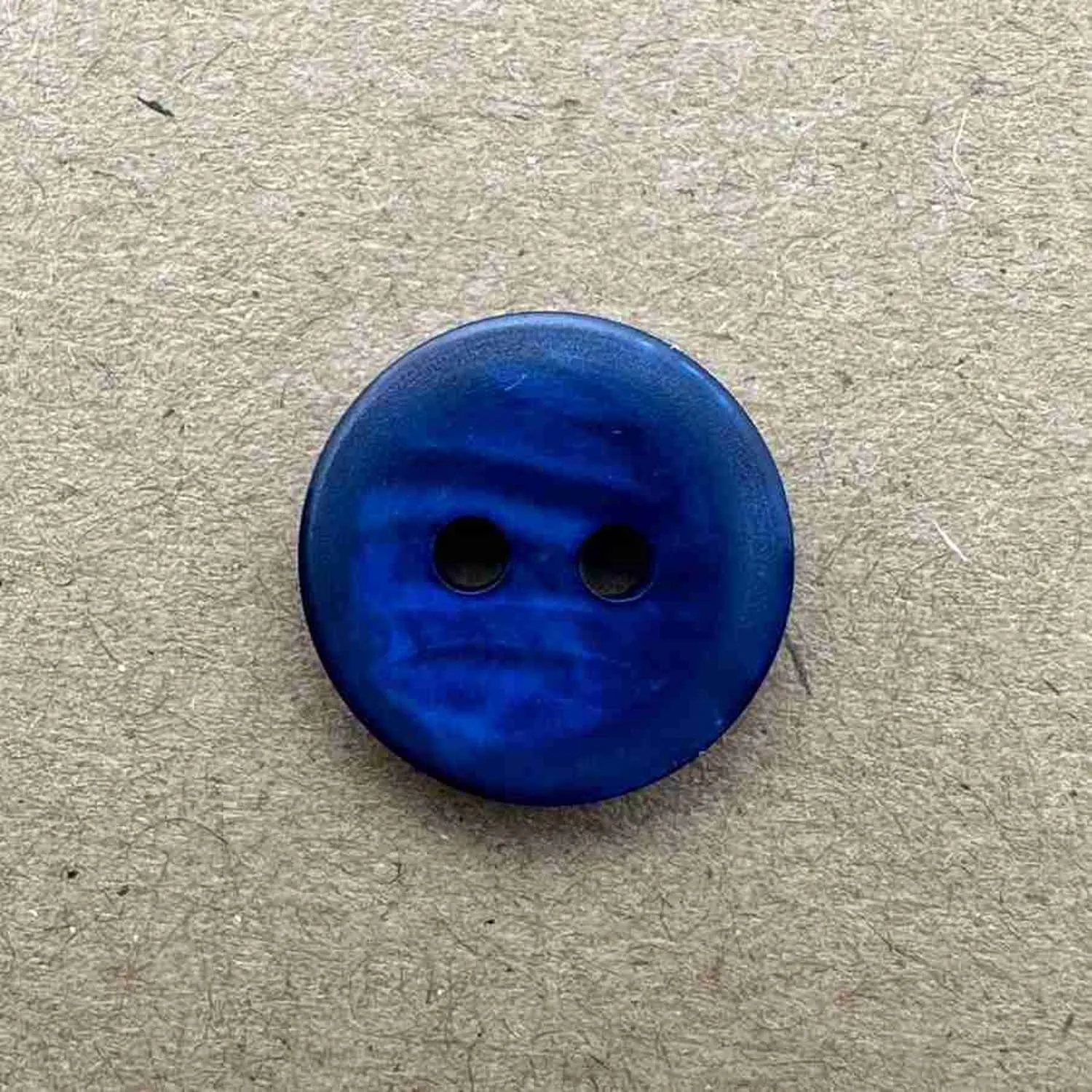 2 Hole Flat Pearled Button 14mm