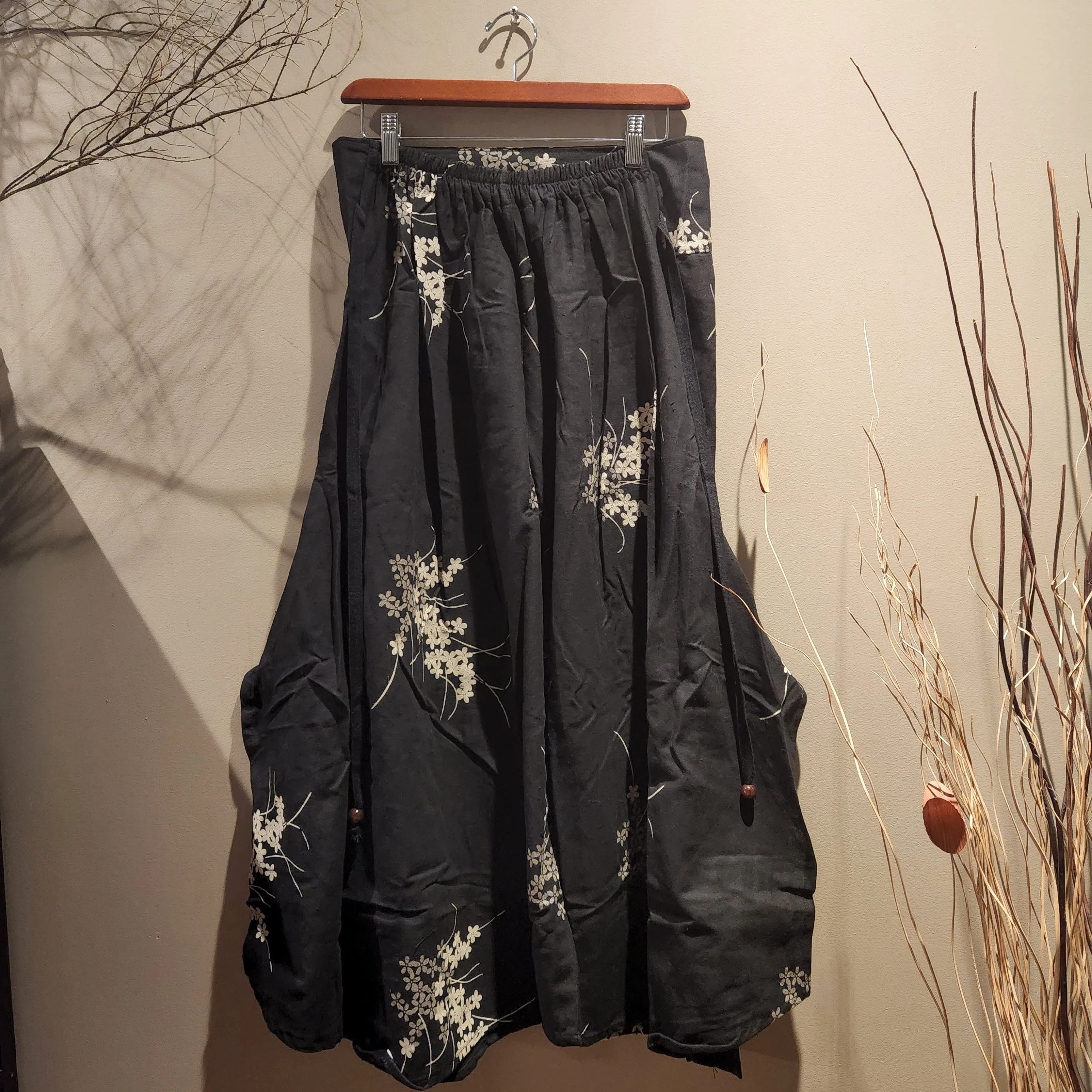 Fern Print Black Grey Wide Leg Pants