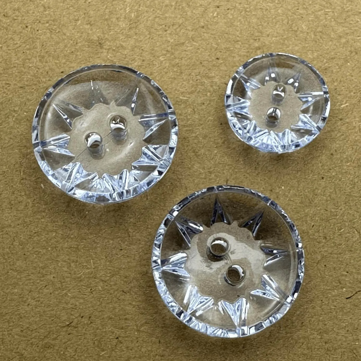 Round Clear Star Pattern 2 Hole Button