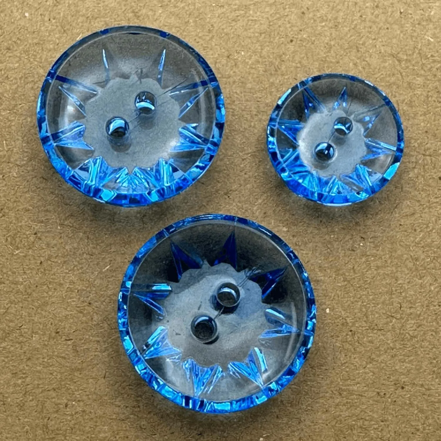 Round Clear Star Pattern 2 Hole Button