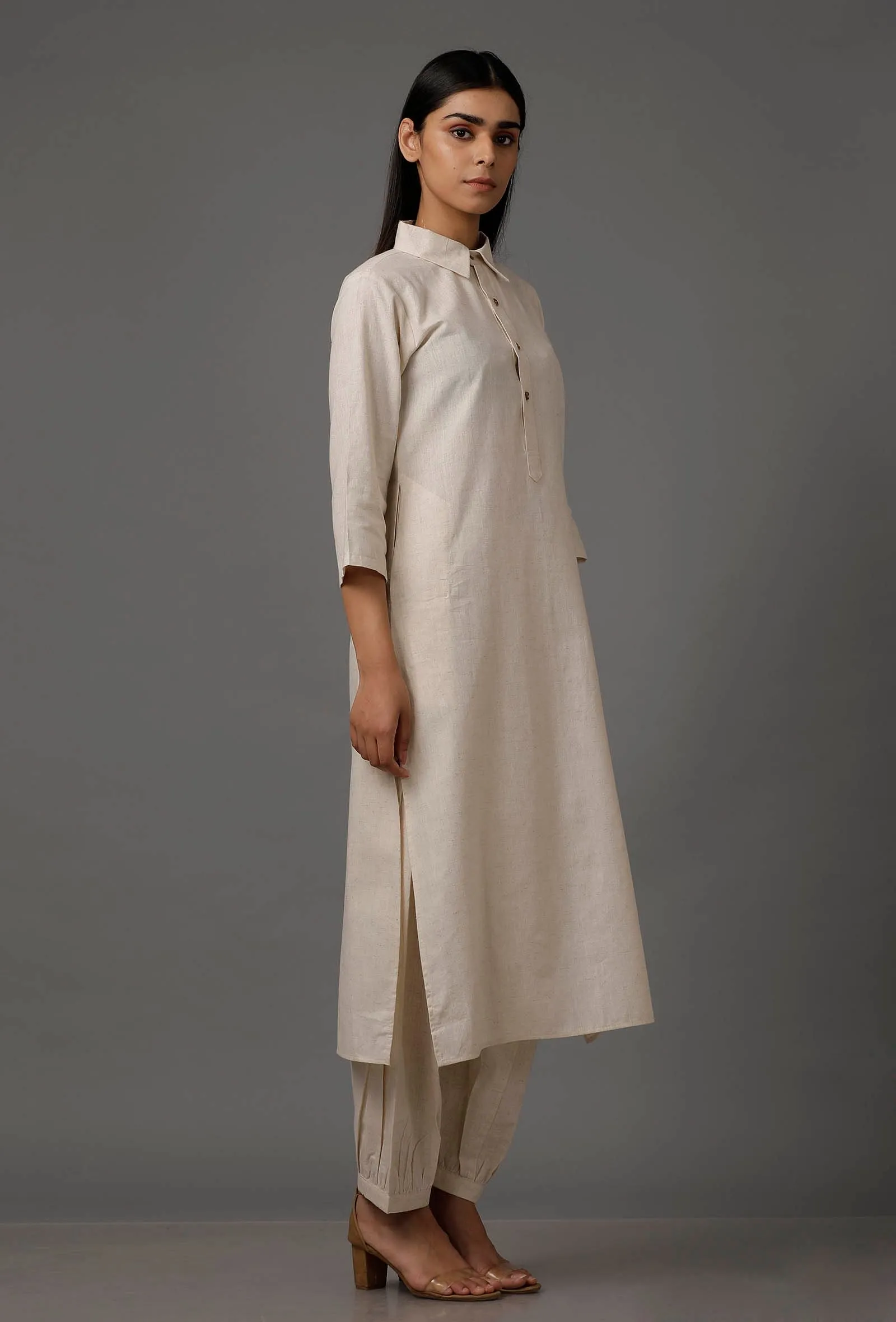 Set of 2: White Pure Woven Cotton Kurta and Pants